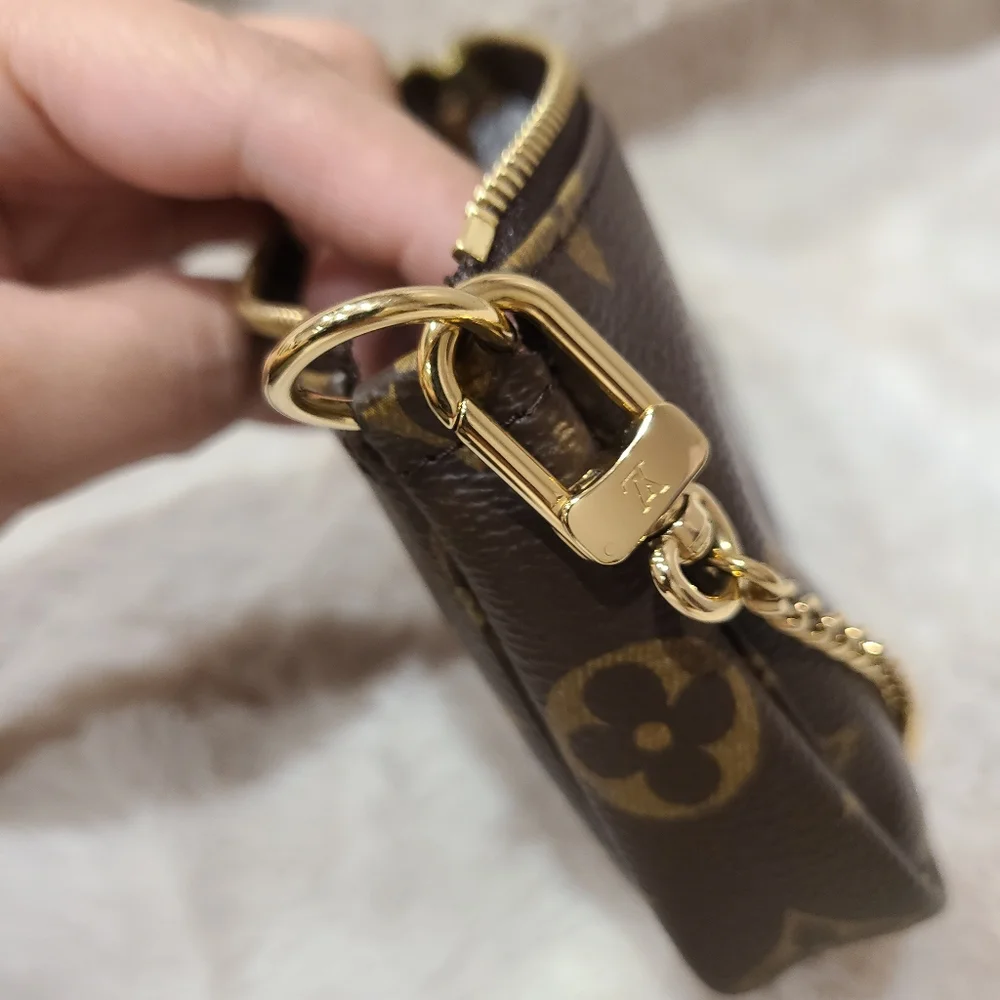 Sold - Picture 3 of 5